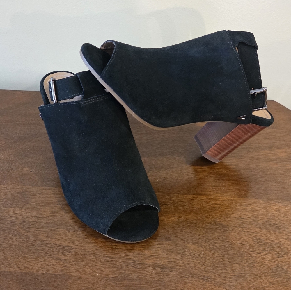 NWOB Vionic Kaia Suede Leather Slingback Ankle Strap Heeled Sandal